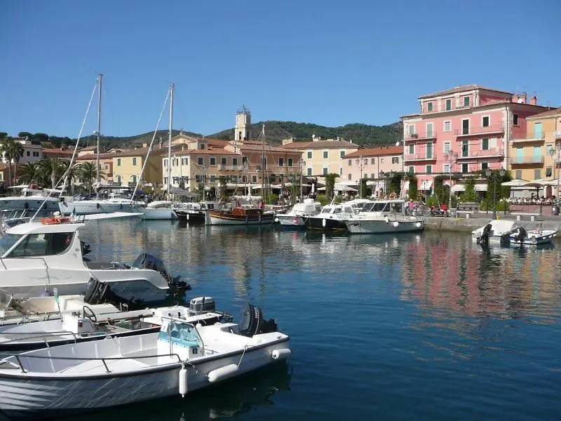 Casa Martina A Porto Azzurro Apartment